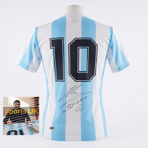 Diego maradona signed - signed, /